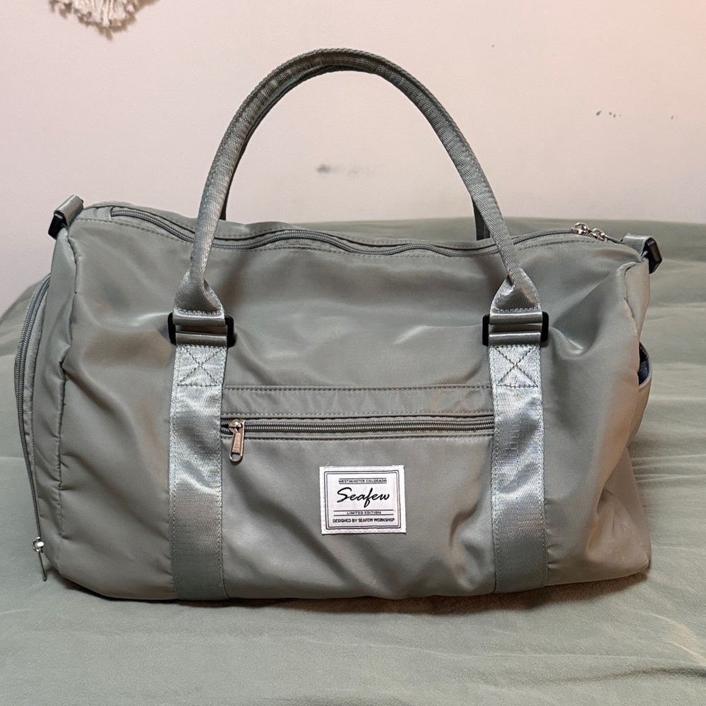 Green Duffle Bag with shoulder strap